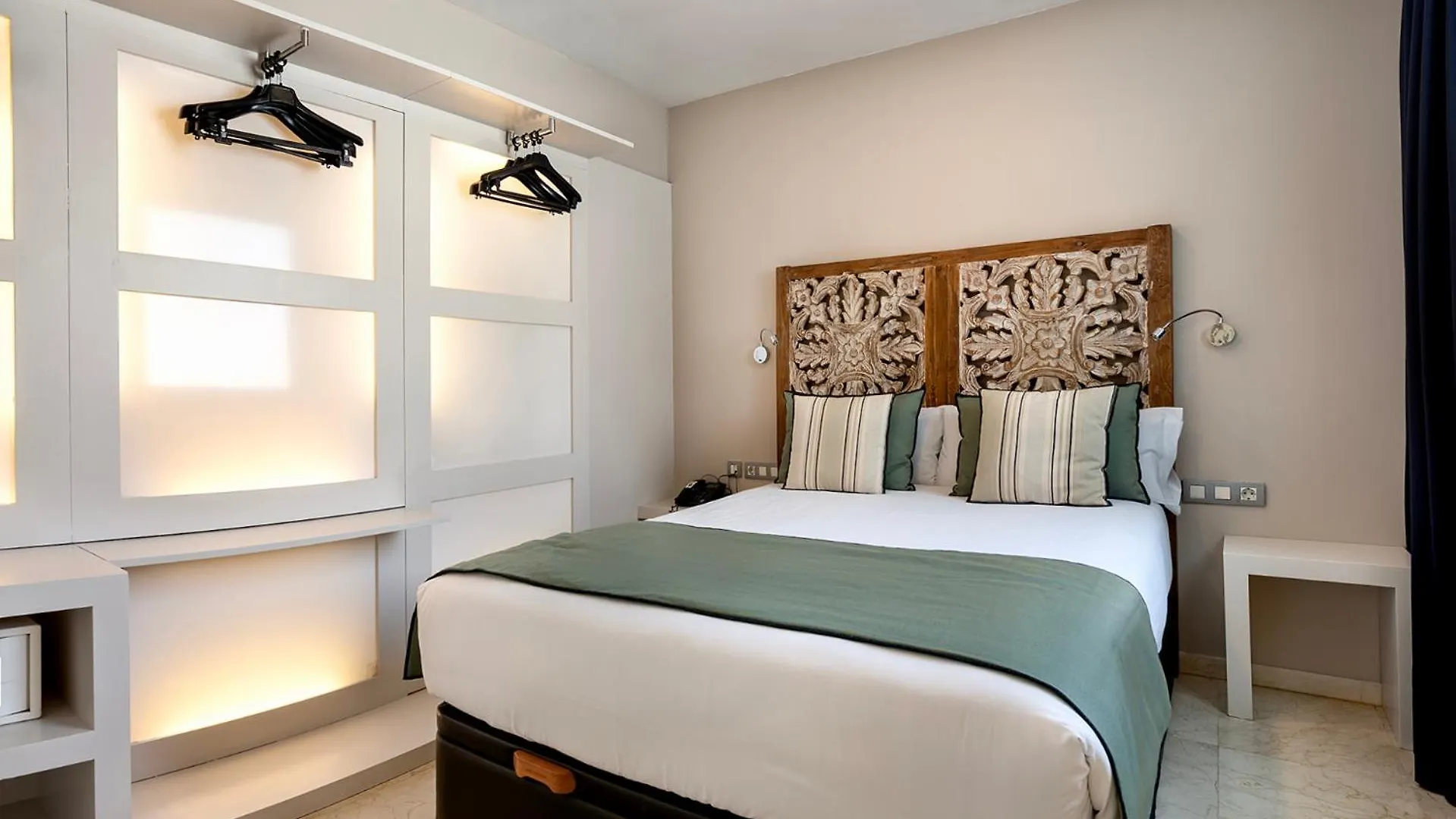Limonaia Hotel Barcelona 3*,  Spain