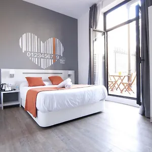 https://hostal-live-barcelona.catalonia-hotels.com